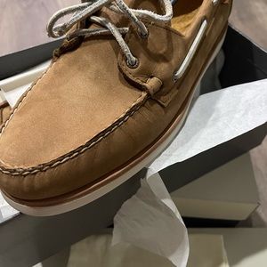 Sebago Crest Docksides Tan size 12M